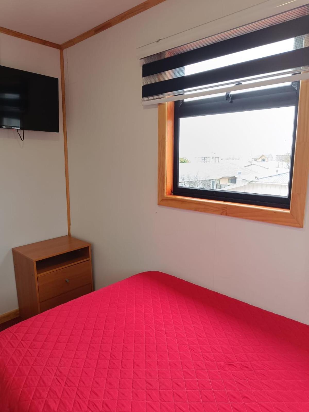 Hostal B&B Coastal Natales ปวยร์โตนาตาเลส ภายนอก รูปภาพ